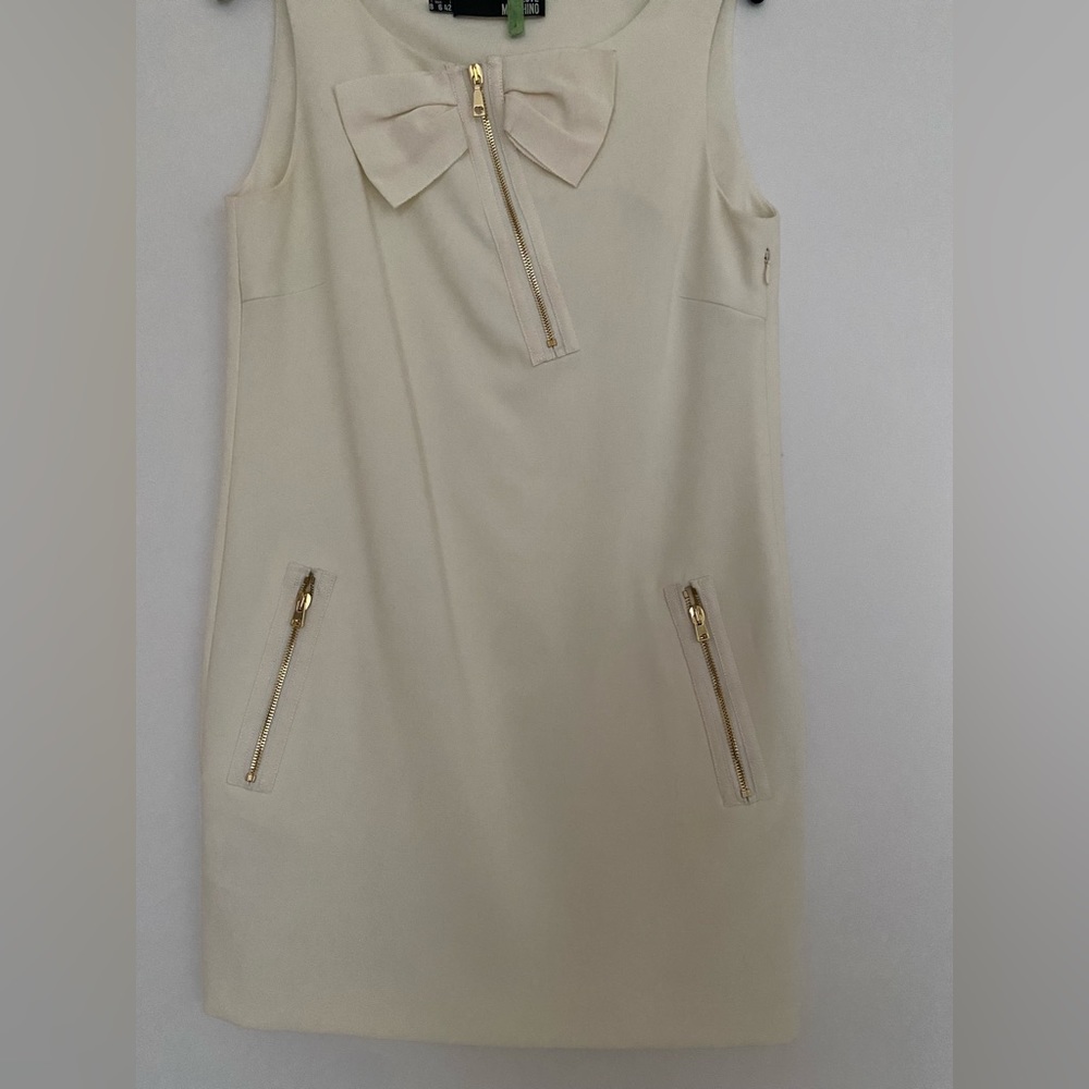 Off white Moschino Mini dress with bow ties!! Size S